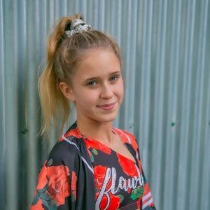 Meet your Posher, Katelyn